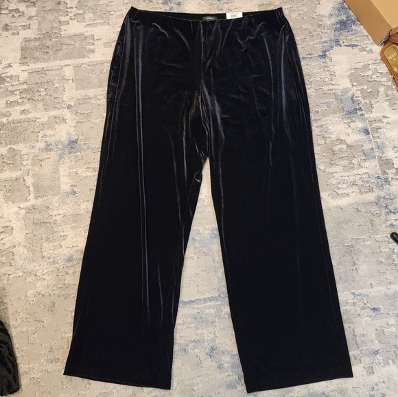 NWT Alfani Velvet Black Wideleg Pull On Stretchy Pants Womens Size 3X - Picture 1 of 14